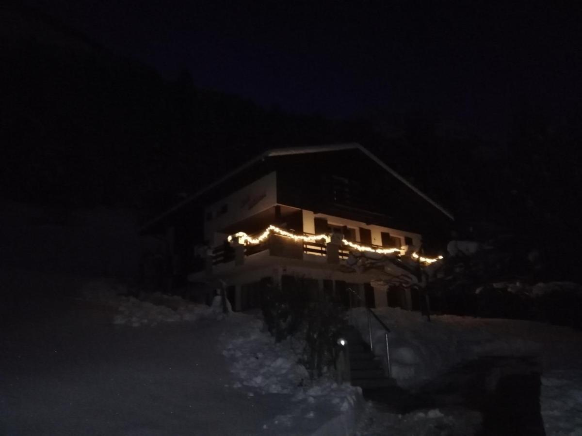 Inden Chalet Waldrand מראה חיצוני תמונה
